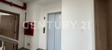 Departamentos de 120m² en Los Ceibos con entrega inmediata