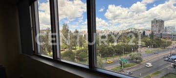 Oficina en venta en La Carolina, 251m², alto potencial
