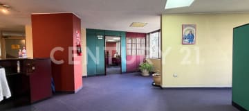 Oficina en venta en La Carolina, 251m², alto potencial