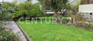 Casa con terreno de 580m² en urbanización con seguridad 24h