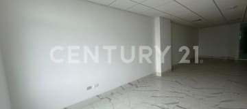 Consultorio en Edificio Solaris - Frente a Mall del Sol