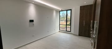 VENTA Departamento 120m2 de 3 hab., Cumbayá