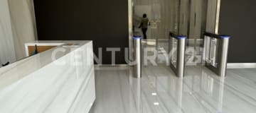 Oficina premium en 100 Business Plaza, Guayaquil - 68.81m² + 2 parqueos