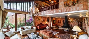 Casa de Lujo en Venta, 5 Dormitorios – Rumipamba, Quito