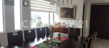 Casa en Cumbayá, 375m², 3 dorm, conjunto cerrado