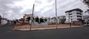 Terreno en Barrio Córdova con servicios y alta plusvalía