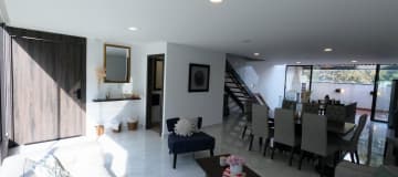 Venta Amplio Departamento Dúplex 3 dormitorios. Sector: Santa Rosa. Tumbaco. SC