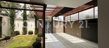 Casa moderna con piscina - 3 hab, pergola y seguridad 24/7
