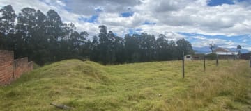 Terreno de Venta en Sangolqui Av. Atahualpa y 27 de febrero IR