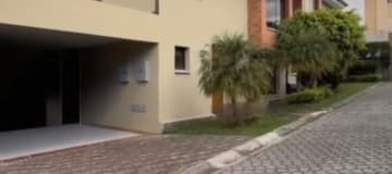 HERMOSA CASA DE VENTA CUMBAYA VISTA HERMOSA CAMPO VERDE