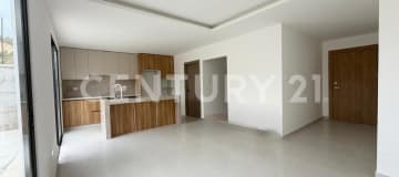 Departamento en Alcántara con patio, $117K, reserva $2K