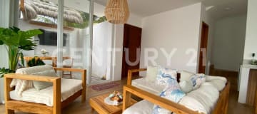 Casa con vista al mar en arriendo en Punta Carnero