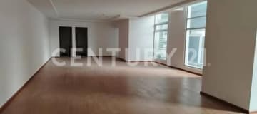 Oficina a estrenar en arriendo en Quito