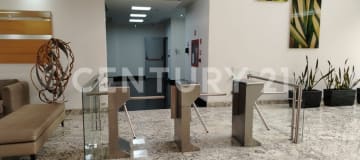 Oficina a estrenar en arriendo en Quito