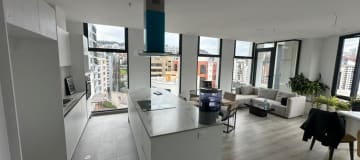 Venta departamento 3 dormitorios a estrenar piso 12. La Carolina. SC