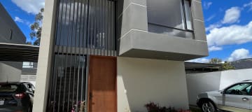 Tumbaco, CASA INDEPENDIENTE en venta con jardín, en exclusivo conjunto C17