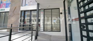 Local comercial 27m² en edificio Ardenas, sector Rumipamba