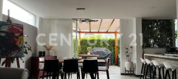 Venta casa moderna en Tumbaco, 3 hab, 2.5 baños