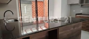 Casa amplia en venta en Quito