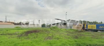Terreno 1,567m² en vía principal - Ideal para proyectos comerciales