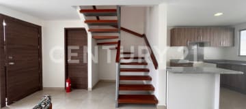 Casas en venta en Bocatoma-Conocoto con crédito VIP y patio
