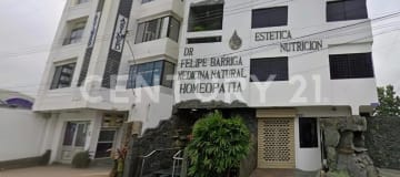 Edificio corporativo en Kennedy, 700m² y 5 niveles