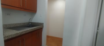 RENTA OFICINA 164 METROS SECTOR REPÚBLICA DEL SALVADOR CAROLINA AF