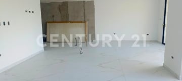 Casa en Nayón: 257m², conjunto privado y jardín de 200m²