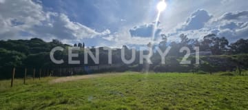 Lote de 1,050 m² en Sangolquí con alta plusvalía y permisos listos