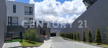 Casa nueva en conjunto residencial - 190 m² en Quito Norte
