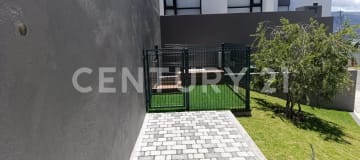 Casa nueva en conjunto residencial - 190 m² en Quito Norte