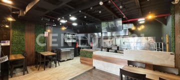Local gastronómico equipado en La Joya, alto tráfico