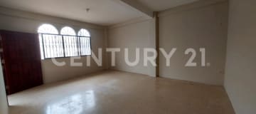 Casa rentera con 2 deptos. en Esteros Sur - 267m²