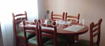 Casa rentera con 4 deptos, sector céntrico, terraza