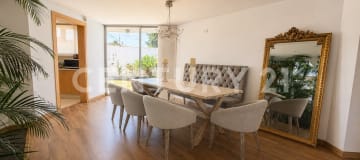 Casa 300 m² en La Primavera - Jardín y áreas comunales
