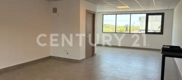 Oficina/local en Almax Center: 50 m² con vista a la calle