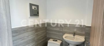 Oficina/local en Almax Center: 50 m² con vista a la calle