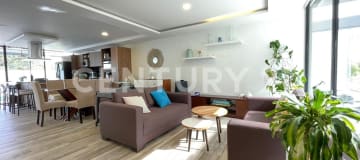 Duplex con patio privado y vista al Ilaló en Tumbaco