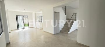 Casa 4 dormitorios, 130m², $156,100 en conjunto con amenities