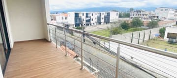 Venta o renta departamento 3 dormitorios. Sector Tumbaco, Barrio Las Acacias. SC