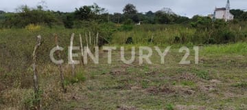 Terreno en El Aromo: playa y clima tropical