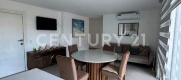 Departamento con piscina en arriendo en Sur de Manta