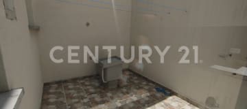 Casa nueva en urbanización privada con 3 dormitorios y terraza