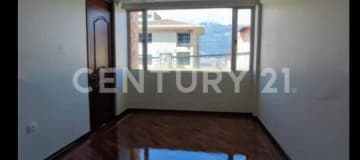 Casa de 161m² en conjunto privado con 3 pisos y parqueaderos