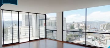 Venta de Penthouse 3 dormitorios. Excelente Vista. Sector: GRANDA CENTENO