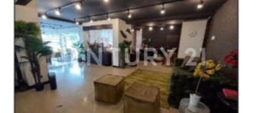 Terreno comercial en La Carolina con múltiples accesos
