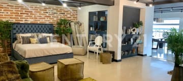 Terreno comercial en La Carolina con múltiples accesos