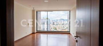 Penthouse de lujo 637m² en Quito Tenis con terraza