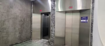 VENTA OFICINA SECTOR LA CAROLIANA 59.50 m² con vista frontal, Suiza y Noruega. GB.