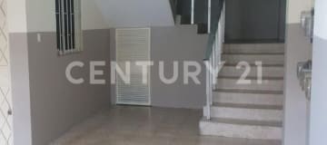 Edificio mixto 3 pisos en Quisquis: 846m², locales y suites - $400K